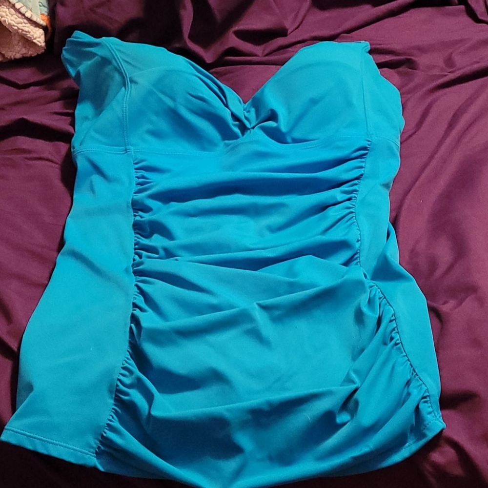 Swim top
